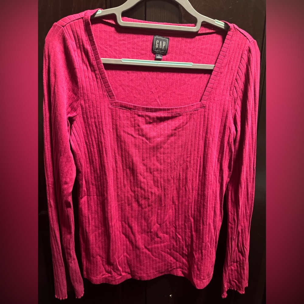 GAP Women's Vibrant Pink Ribbed Blouse